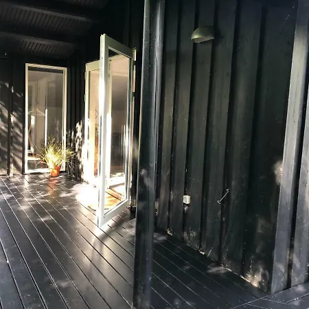 Sommerhus Hirsholmvej Vakantiehuis *