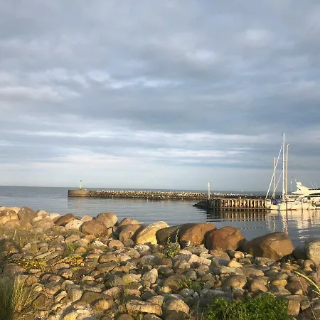 Vakantiehuis Sommerhus Hirsholmvej